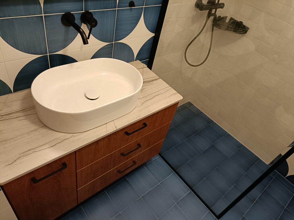 Kompleksowe wykończenia wnętrz pod klucz w Krakowie - łazienka, ul. Lubostroń, Kraków